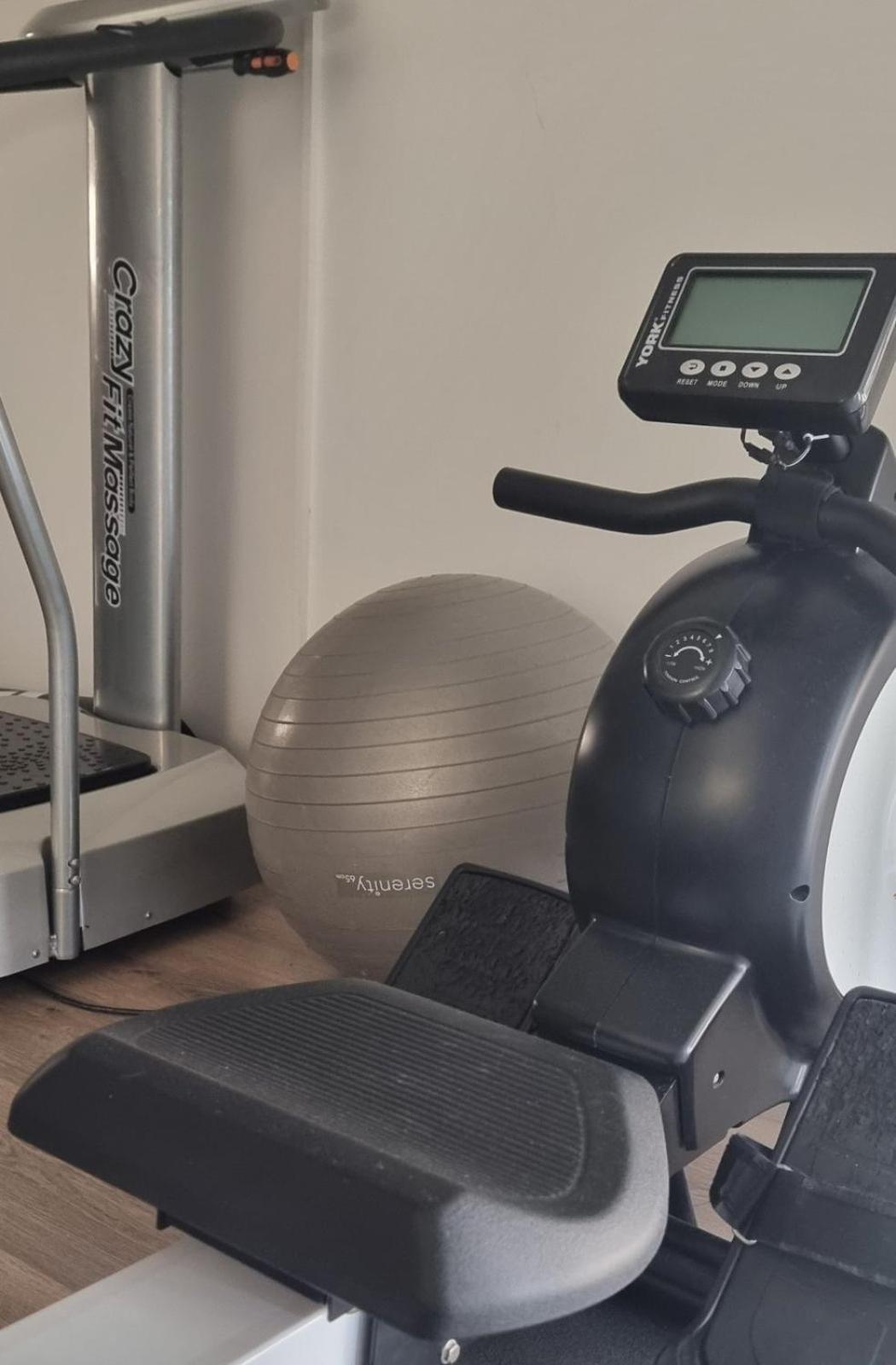 Livepro Apartment Ларнака Екстериор снимка